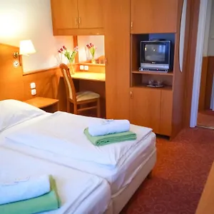 Bed & Breakfast Korona Panzio
