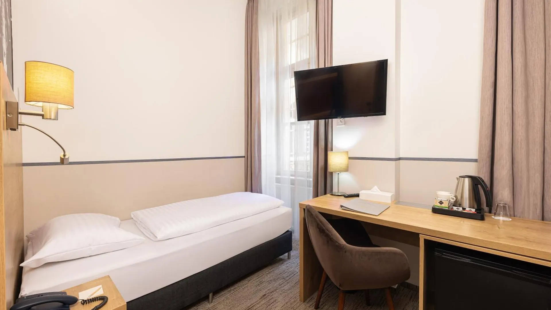 City Hotel Ring Budapest Hungary