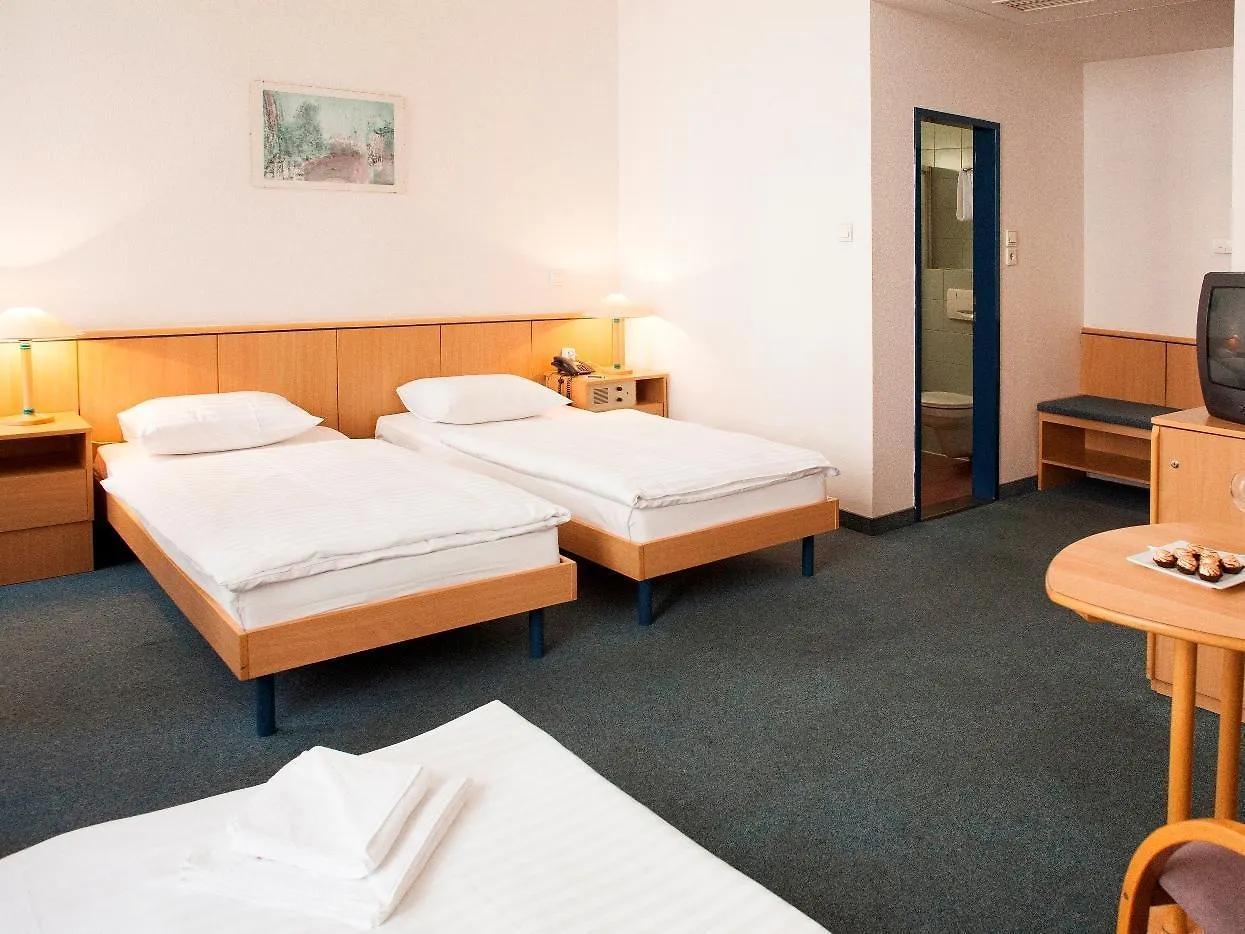 City Hotel Ring Budapest 3*,  Hungary